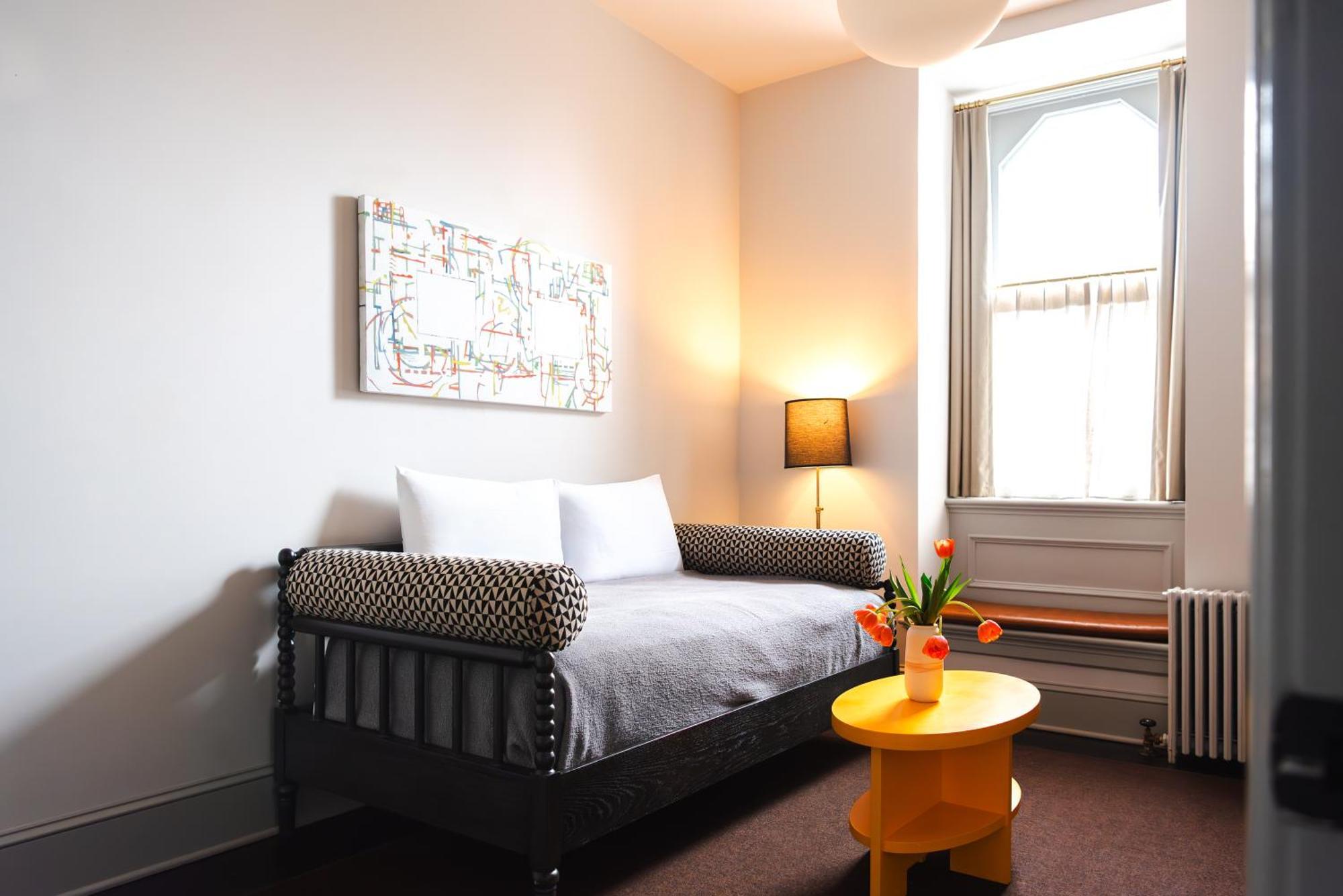 Hotel Kinsley Kingston Esterno foto